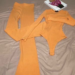 Ribbed pant and long sleeve bodysuit set
